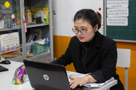 Học online: sẵn sàng thay đổi để thích nghi